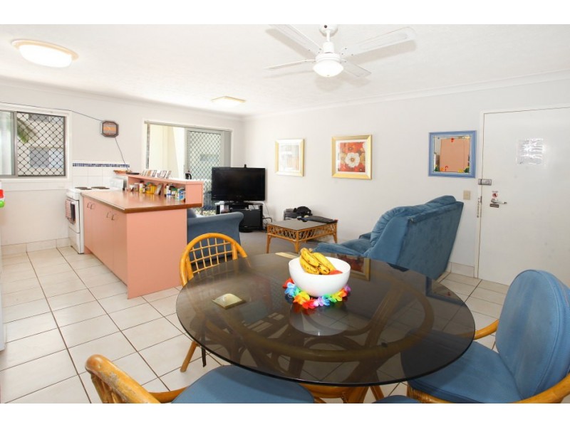 10 ‘Le Chelsea’ 11 Frederick Street, Surfers Paradise QLD 4217