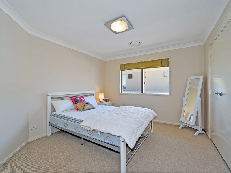 1030 Lakeview Terrace, Benowa QLD 4217