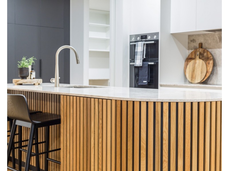 31 Kincardine Drive, Benowa Waters QLD 4217