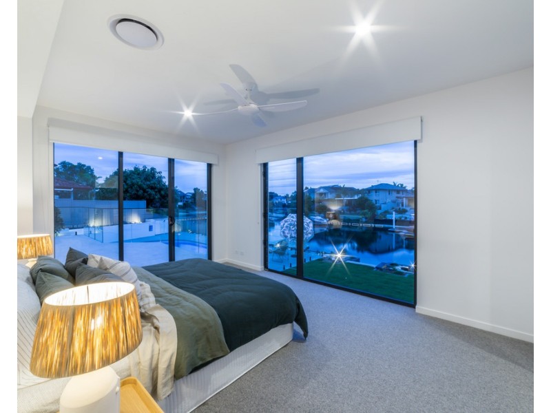 31 Kincardine Drive, Benowa Waters QLD 4217