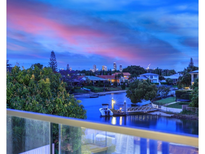 31 Kincardine Drive, Benowa Waters QLD 4217