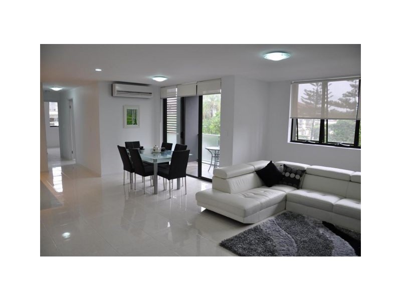 6/3 Beach Parade, Surfers Paradise QLD 4217