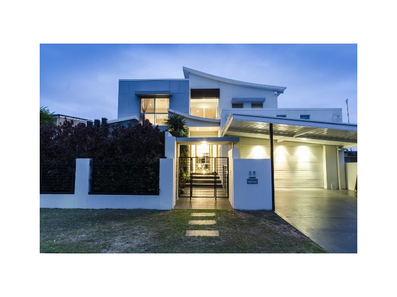 10 Coral Gables Key, Broadbeach Waters QLD 4218