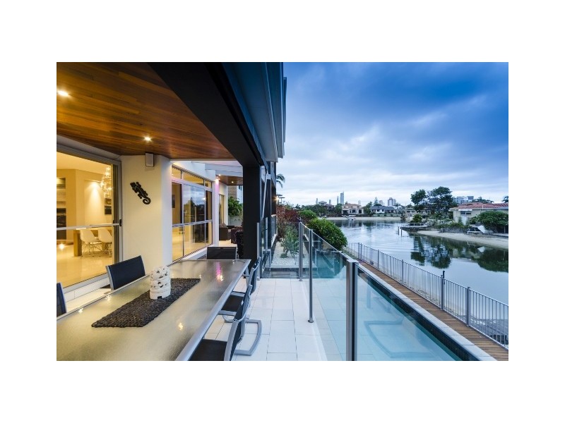 10 Coral Gables Key, Broadbeach Waters QLD 4218