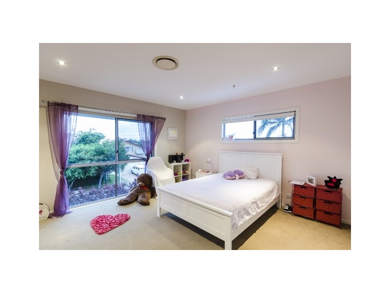 10 Coral Gables Key, Broadbeach Waters QLD 4218