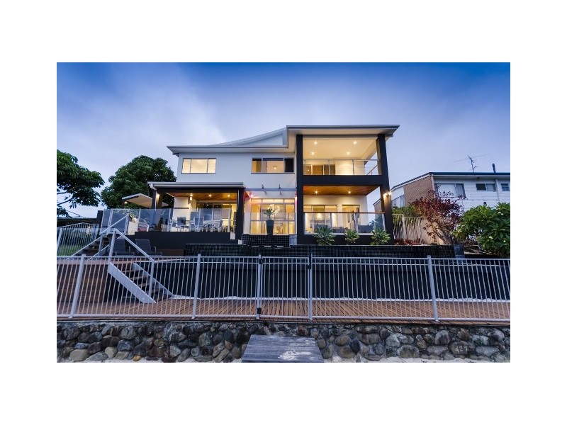 10 Coral Gables Key, Broadbeach Waters QLD 4218