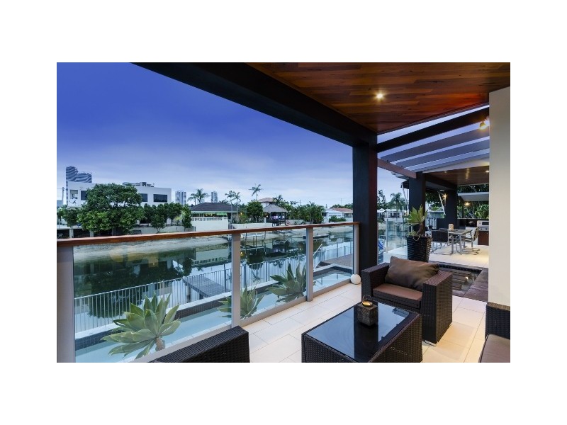 10 Coral Gables Key, Broadbeach Waters QLD 4218