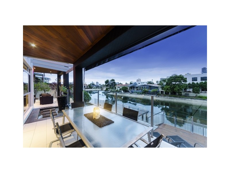 10 Coral Gables Key, Broadbeach Waters QLD 4218