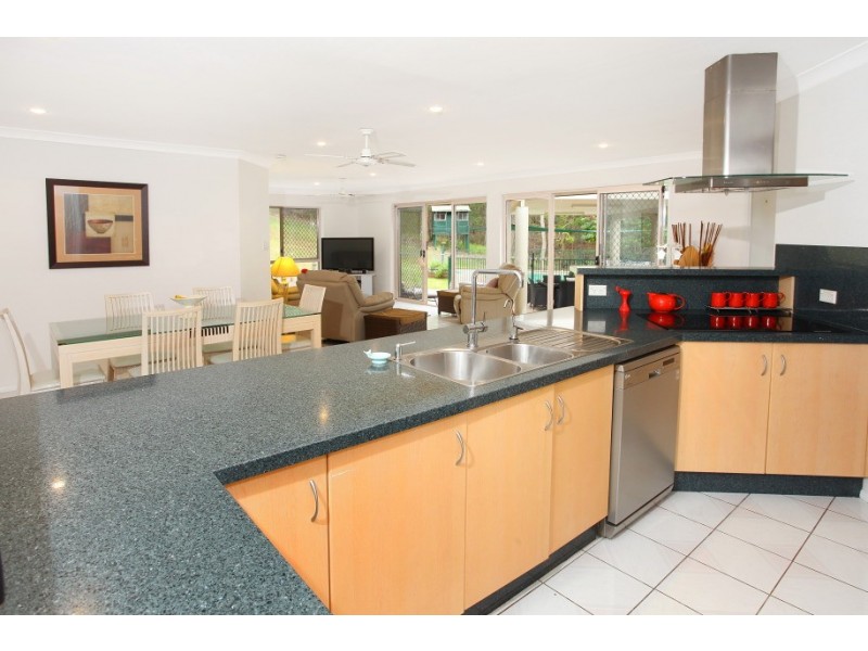 29 Baraka Court, Mudgeeraba QLD 4213