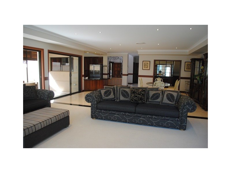 4847 The Parkway, Sanctuary Cove QLD 4212