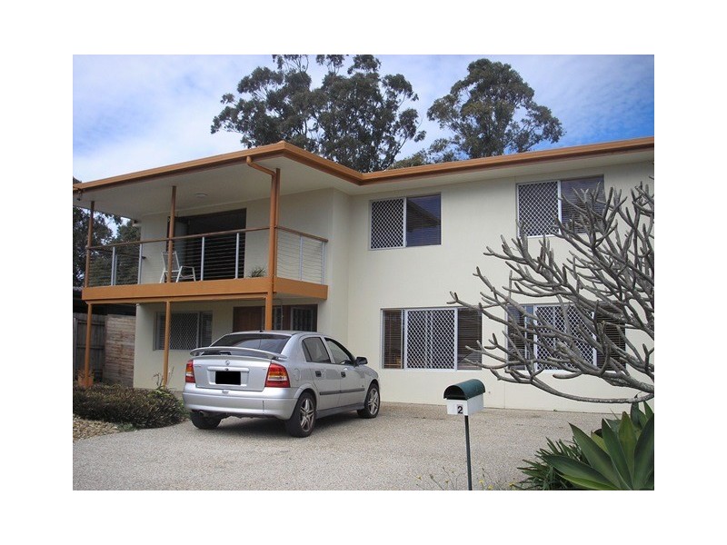 12 Susanne, Southport QLD 4215