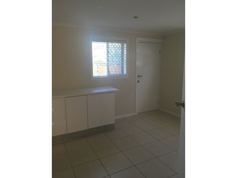 12 Susanne, Southport QLD 4215