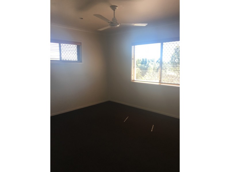 12 Susanne, Southport QLD 4215
