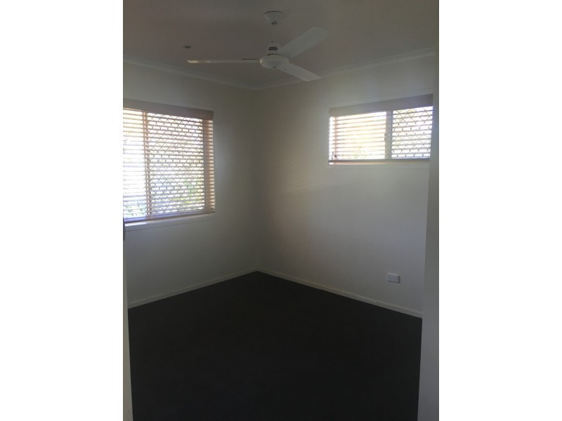 12 Susanne, Southport QLD 4215
