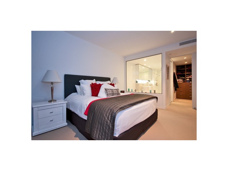 3704 ‘The Oracle’ 4 Charles Avenue, Broadbeach QLD 4218