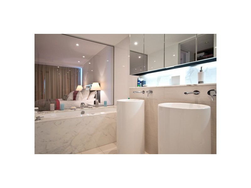 3704 ‘The Oracle’ 4 Charles Avenue, Broadbeach QLD 4218