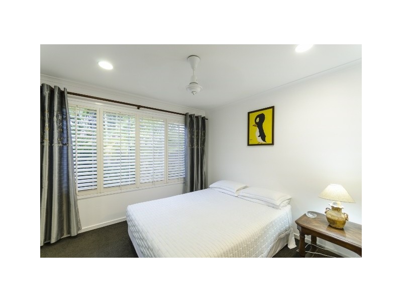 5 Cabana Boulevard, Benowa Waters QLD 4217