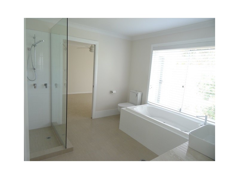 7306 Bayside Close, Sanctuary Cove QLD 4212