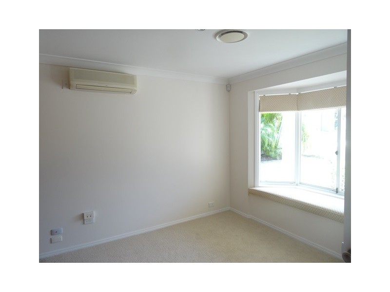 7306 Bayside Close, Sanctuary Cove QLD 4212