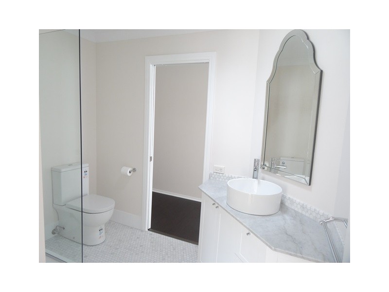 7306 Bayside Close, Sanctuary Cove QLD 4212
