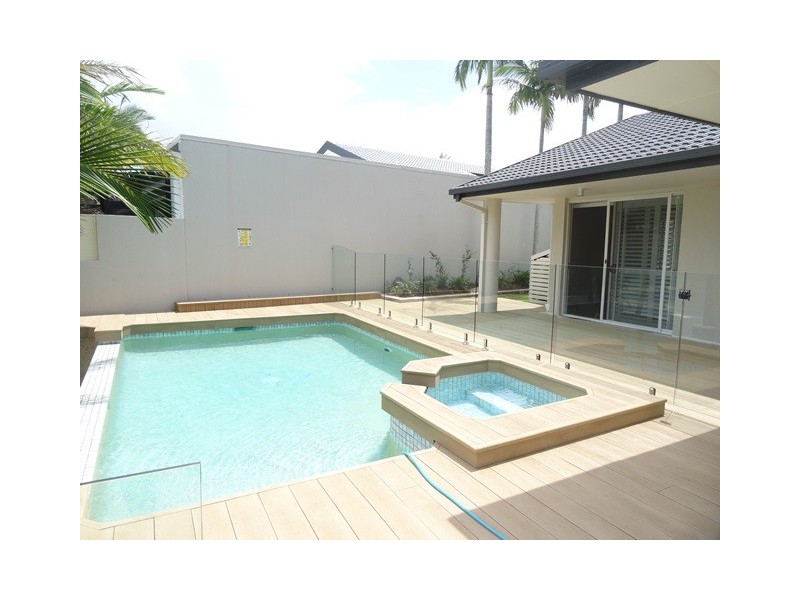 7306 Bayside Close, Sanctuary Cove QLD 4212