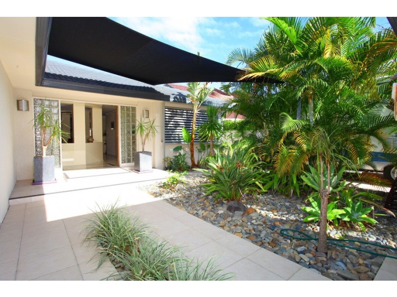 115 Campbell Street, Sorrento QLD 4217