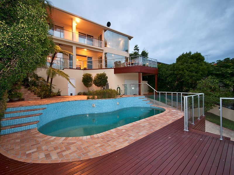 6 Adler Court, Benowa Waters QLD 4217