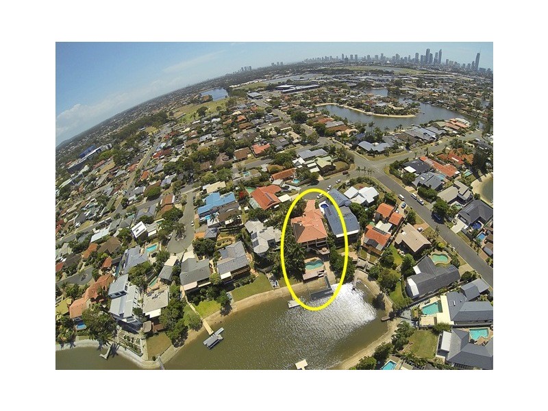 6 Adler Court, Benowa Waters QLD 4217