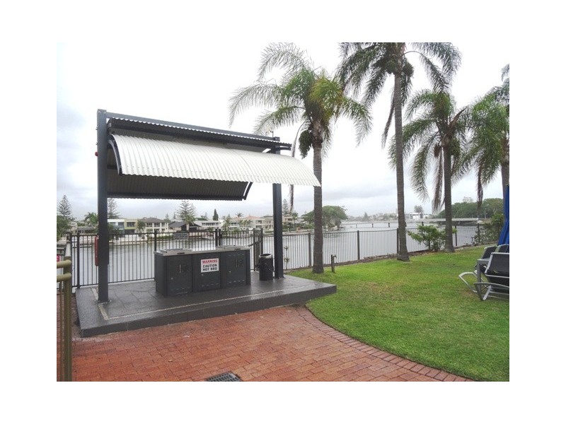 33 ‘Silverton’ 2940 Gold Coast Hwy, Surfers Paradise QLD 4217