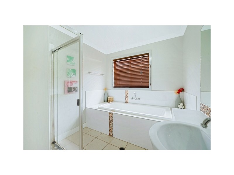 32 Collingrove Circuit, Pimpama QLD 4209