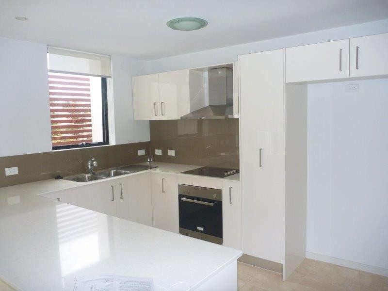 1/3 Beach Parade, Surfers Paradise QLD 4217