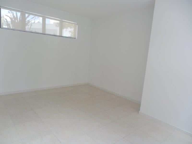 1/3 Beach Parade, Surfers Paradise QLD 4217