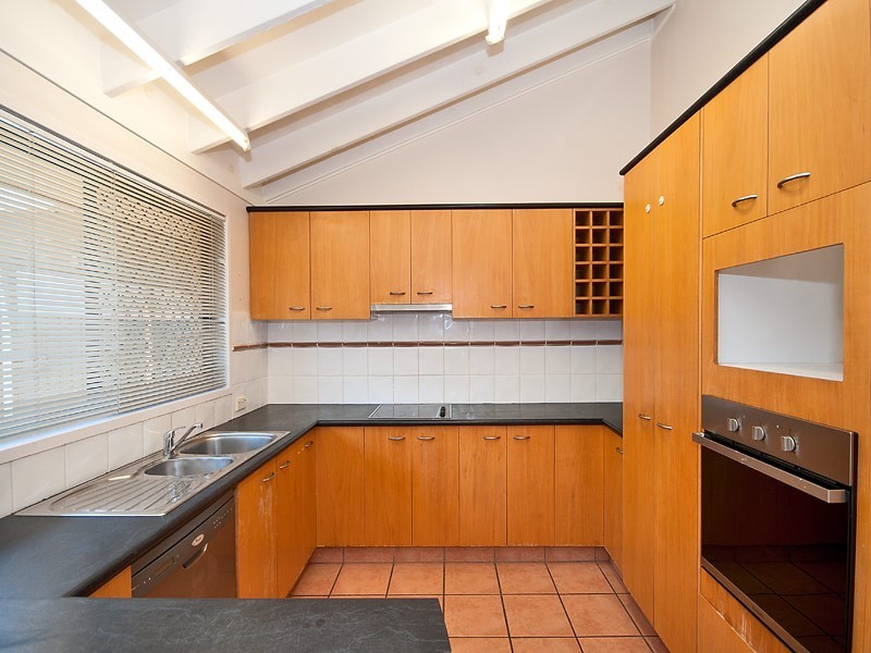 23 Allawah Street, Sorrento QLD 4217