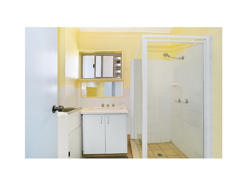 18 ‘Le Chelsea’ 11 Frederick Street, Surfers Paradise QLD 4217