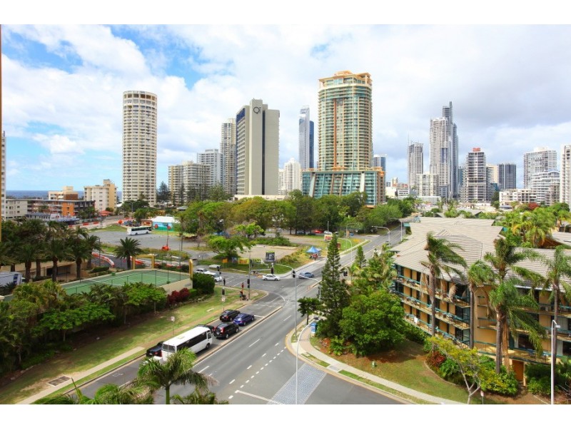 705 ‘Australis Soverign Hotel’ 138 Ferny Avenue, Surfers Paradise QLD 4217