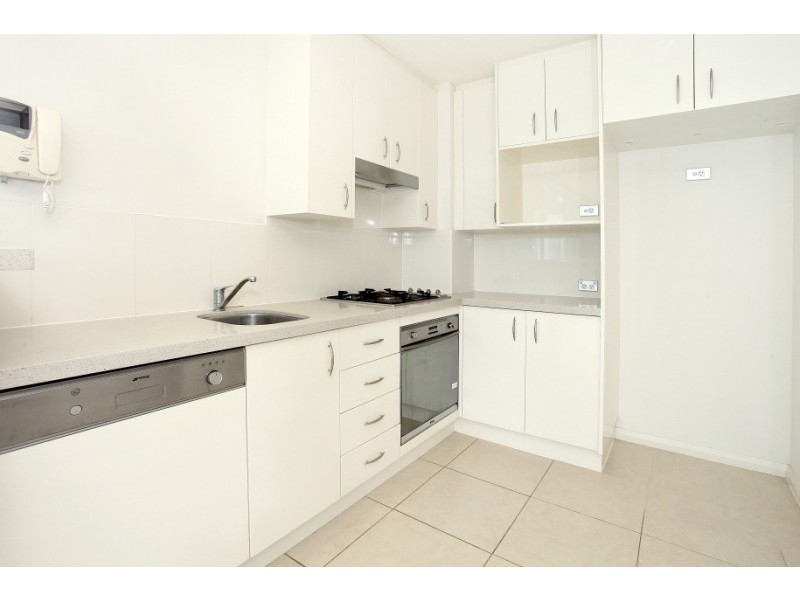 2303 ‘Brighton on Broadwater Shores’ 1 Como Crescent, Southport QLD 4215