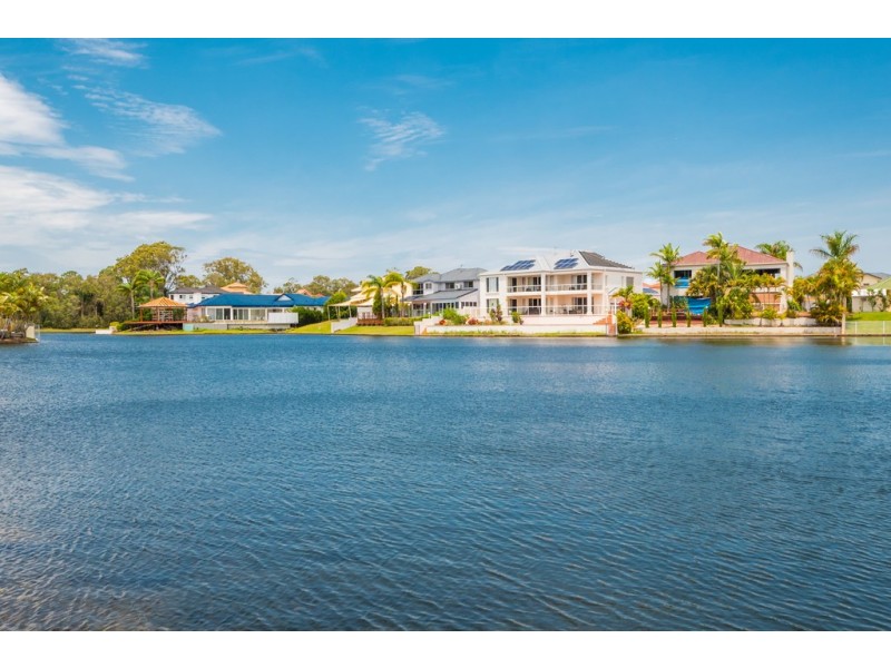 101/40 Cotlew Street East, Southport QLD 4215