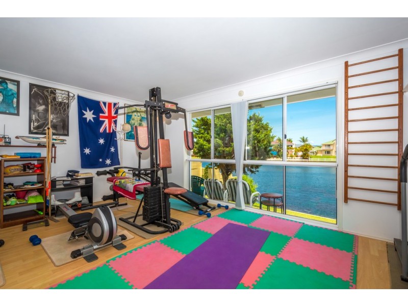 101/40 Cotlew Street East, Southport QLD 4215