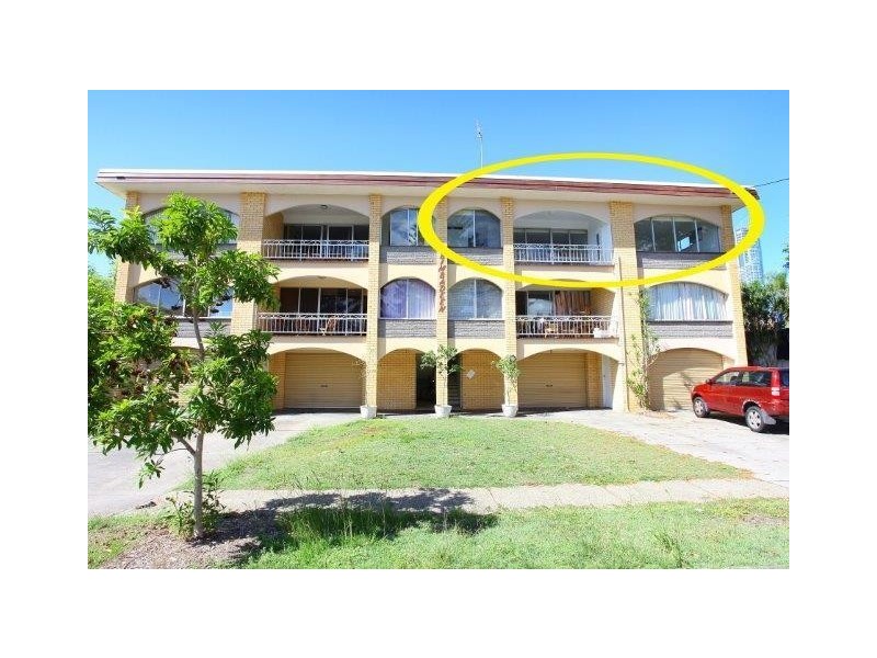 4 ‘Bimbadeen’ 13 Sunset Boulevard, Surfers Paradise QLD 4217