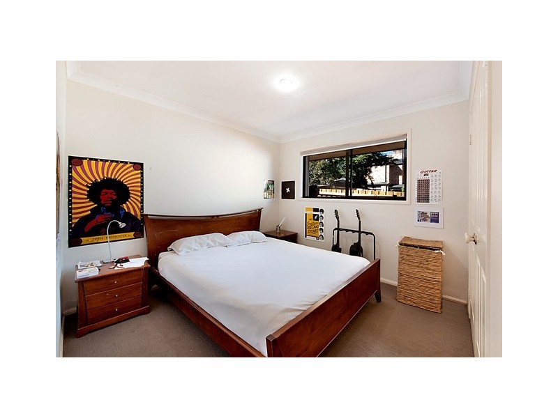 12 Riverbank Court, Ashmore QLD 4214