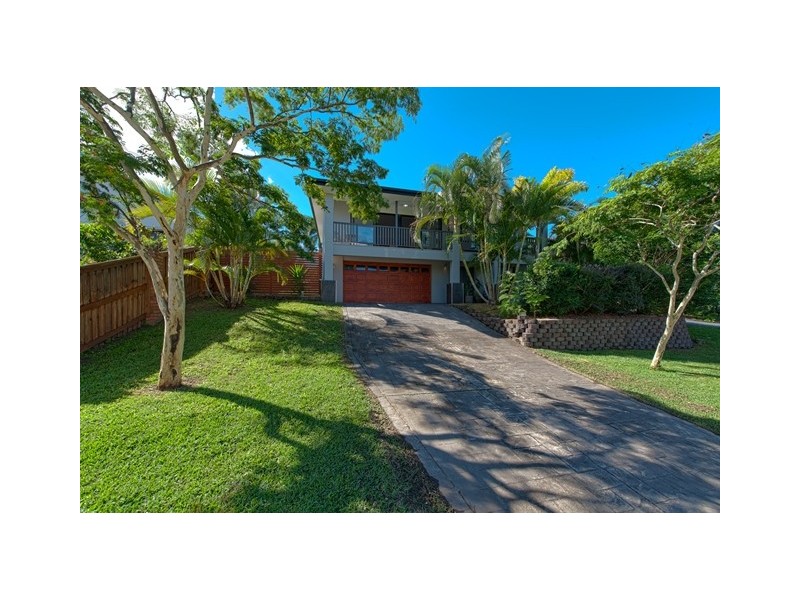 12 Riverbank Court, Ashmore QLD 4214