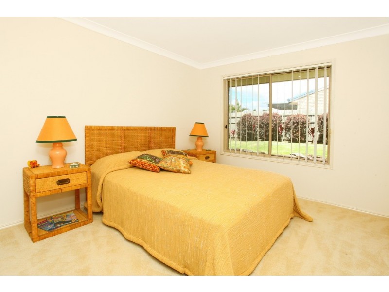 2 Alter Court, Merrimac QLD 4226