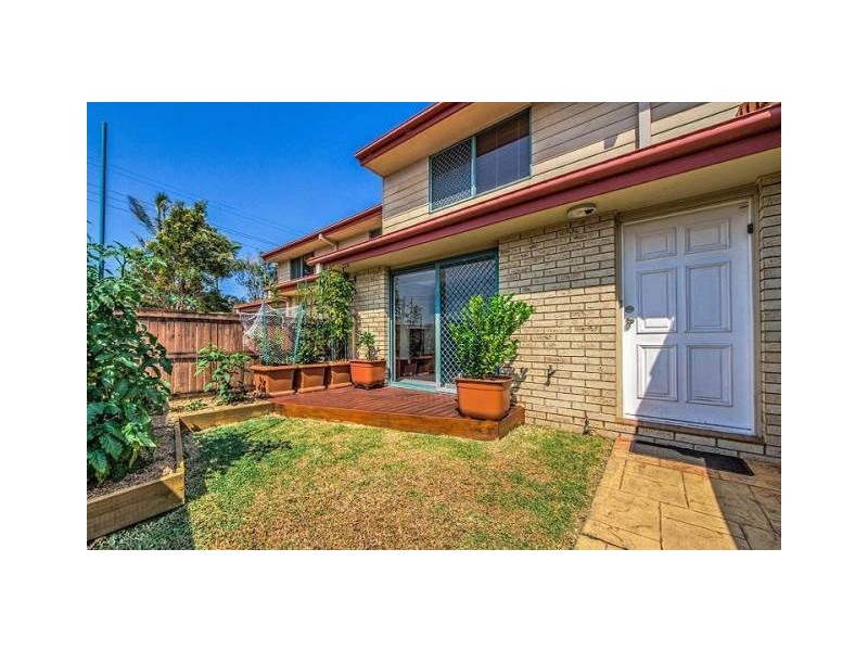 2/2 Station St, Tugun QLD 4224