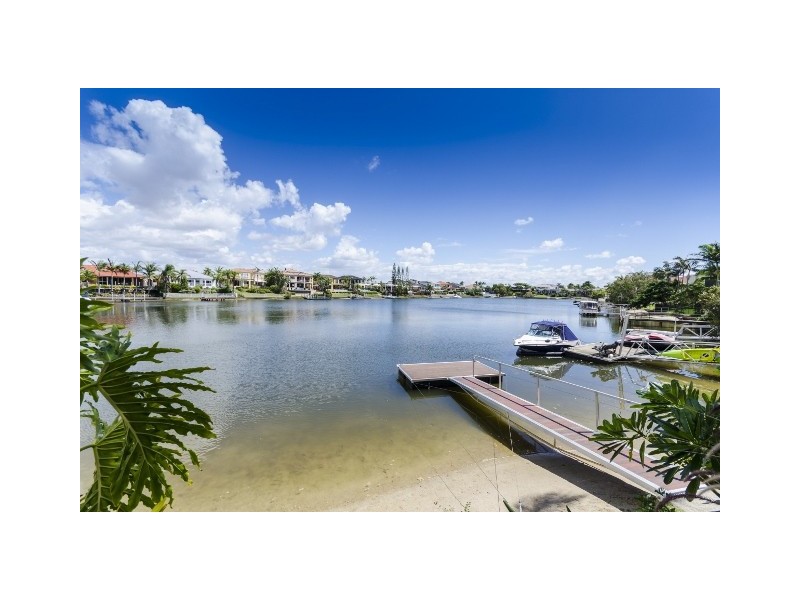 12 Charolais Crescent, Benowa Waters QLD 4217