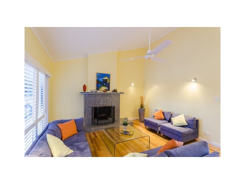 12 Charolais Crescent, Benowa Waters QLD 4217