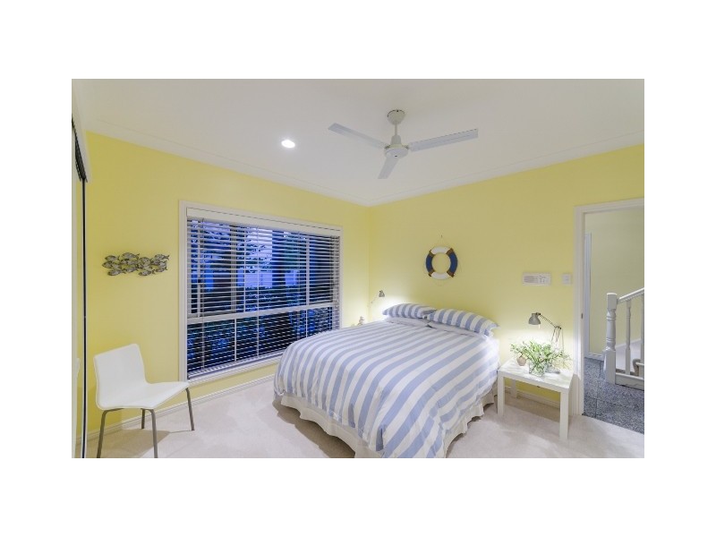 12 Charolais Crescent, Benowa Waters QLD 4217
