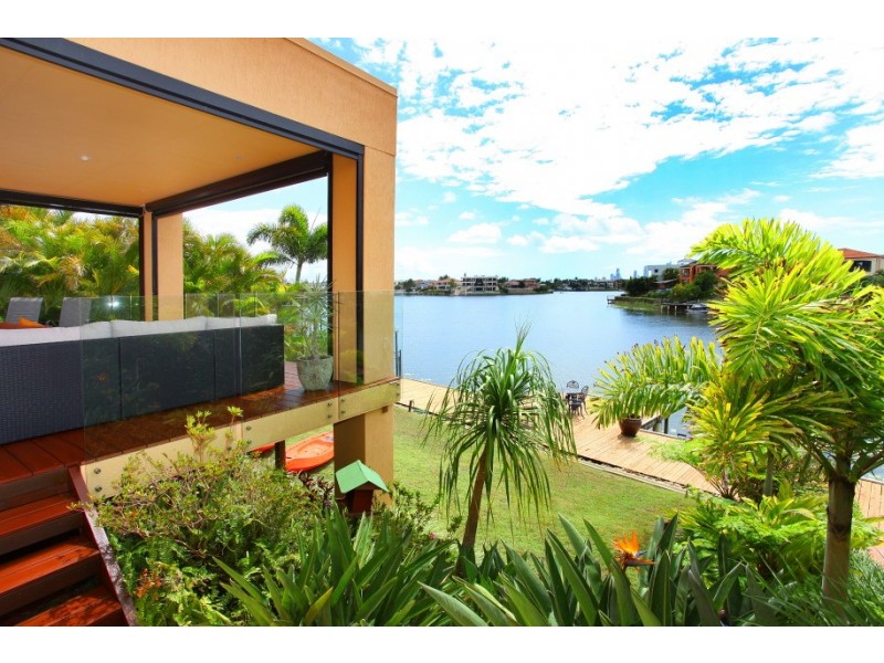 25 Clear Water Bay Avenue, Clear Island Waters QLD 4226
