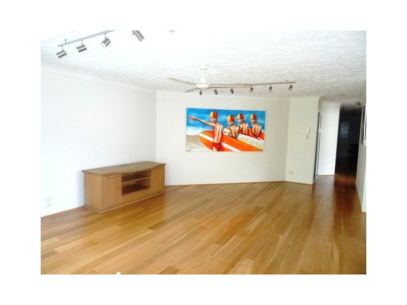 6/7-9 St Kilda Ave, Broadbeach QLD 4218