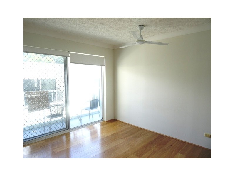 6/7-9 St Kilda Ave, Broadbeach QLD 4218