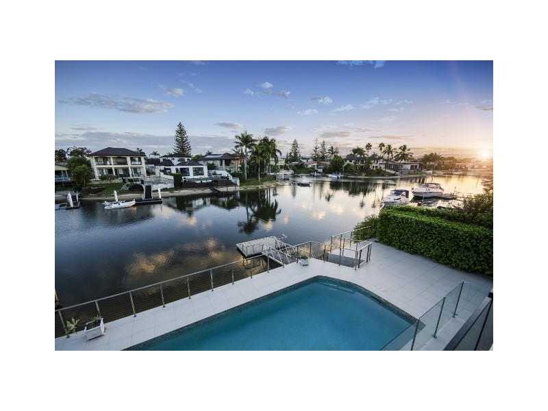 28 Salerno Street, Isle Of Capri QLD 4217